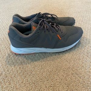 New Balance Tennis Shoes